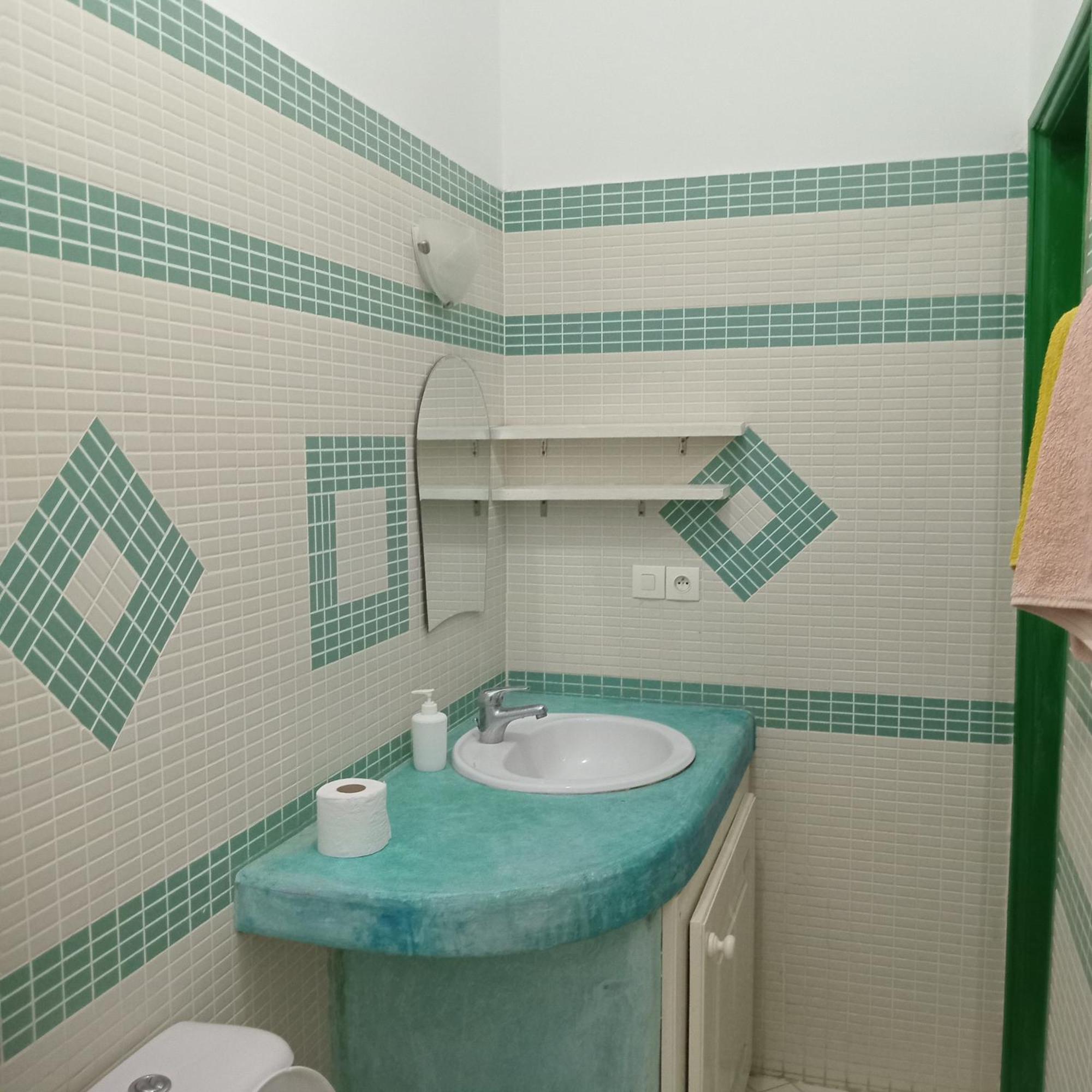 Keur Diam - Maison De La Paix Saly Portudal Extérieur photo